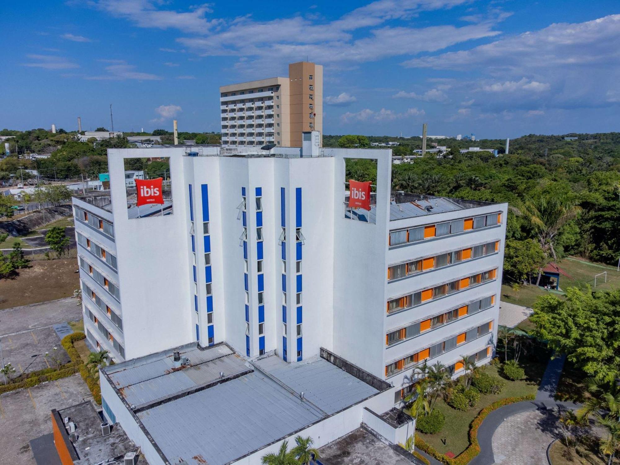 Ibis 3*